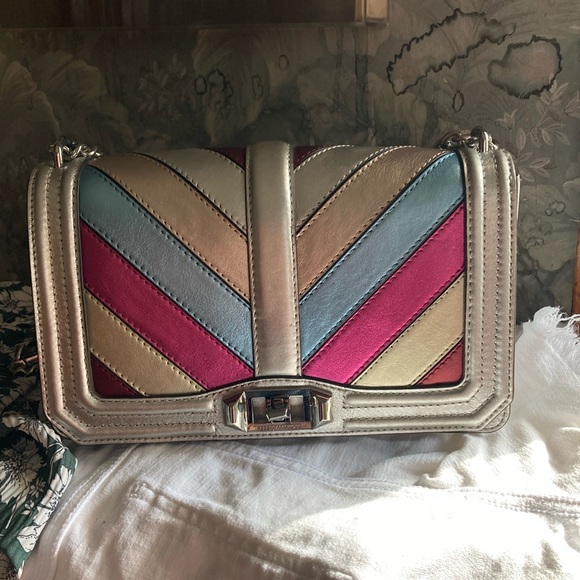 Rebecca Minkoff metallic chevron crossbody/shoulder bag - Picture 2 of 12